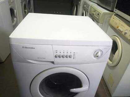 Ремонт стиральных машин Electrolux EWF 1030